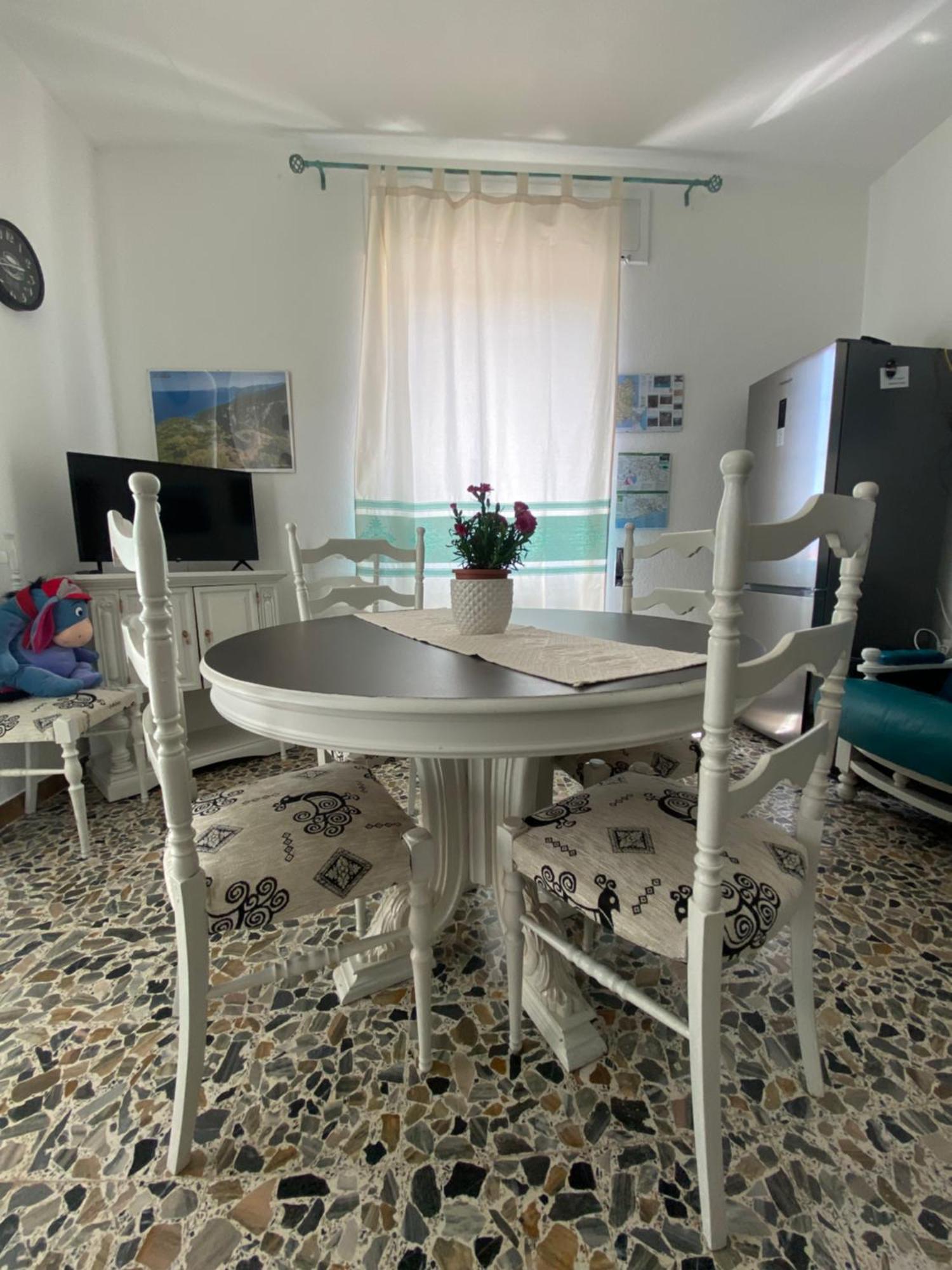 Montes Apartment Доргали Екстериор снимка